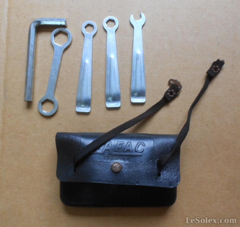 trousse a outils velo mafac avec outils