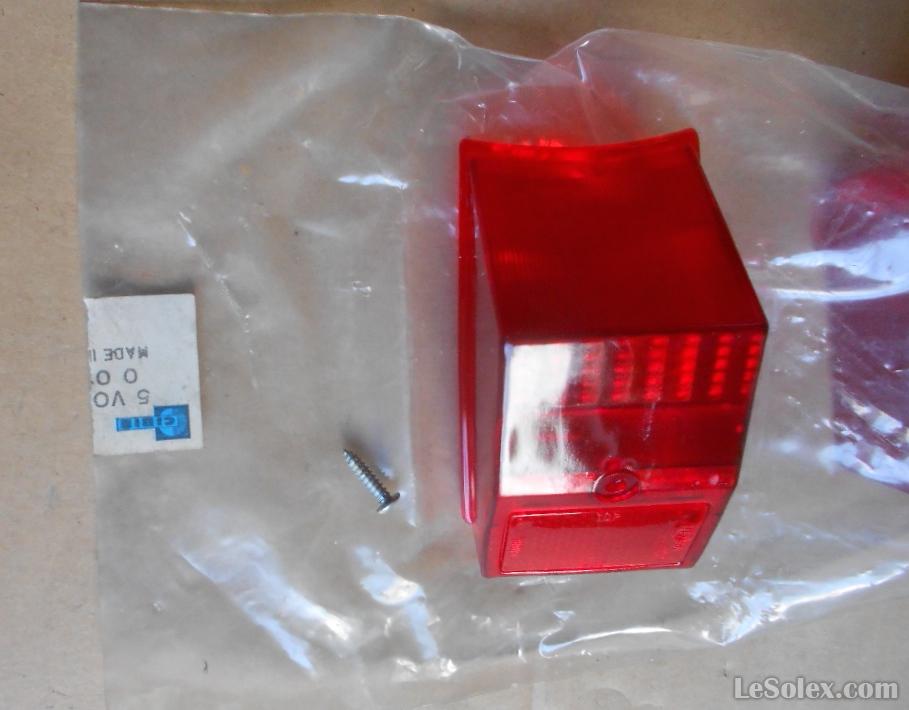Feu rouge peugeot cibie 103, ancienne, GT10