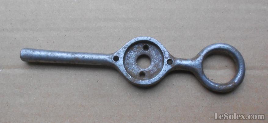 outil ancien inconnu