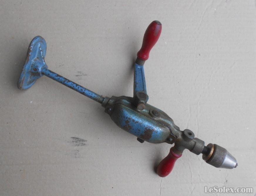 outil ancien perceuse chignole