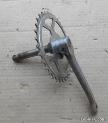 Manivelles avec plateau 32 dents Motobécane AV88, 89, 85... – Pièce