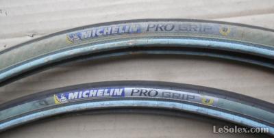 lot 2 Pneu route velo 700 x23C michelin progrip occasion