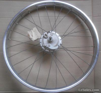 Roue avant peugeot TSE