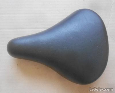 Selle velo mousse inject&eacute;e