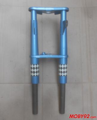 Fourche peugeot BB3 sport bleu metalisé