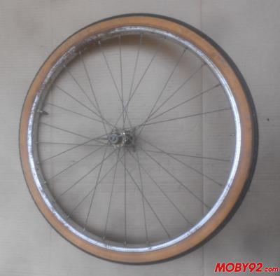Roue arrière de 700 (28 pouces) - Équipements vélos