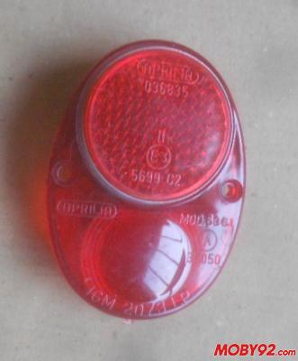 cabochon Feu rouge aprilia ovale