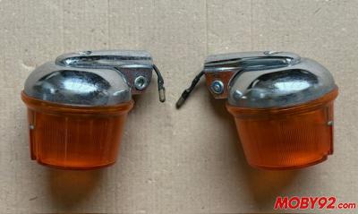 Clignotant maly peugeot 858