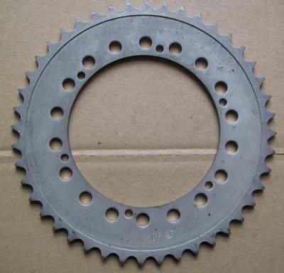 couronne 44 dents 104 mm