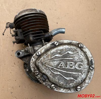 moteur vap 57 à vendre Mon moteur vap 4 sur velo peugeot 'armée' 1945: excentrique manquant main image 1