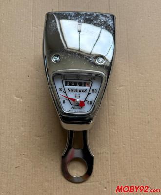 Phare v&eacute;lo et compteur int&eacute;gr&eacute; huret