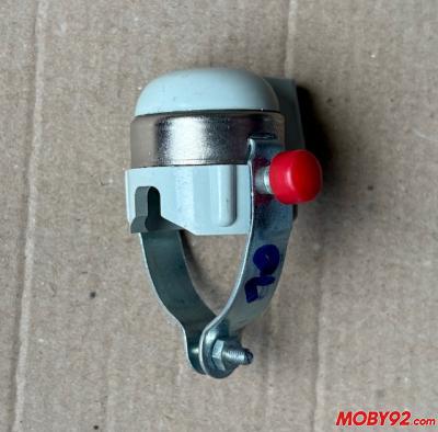 Commodo dc lyon 1 bouton rouge 4 bornes coupe circuit