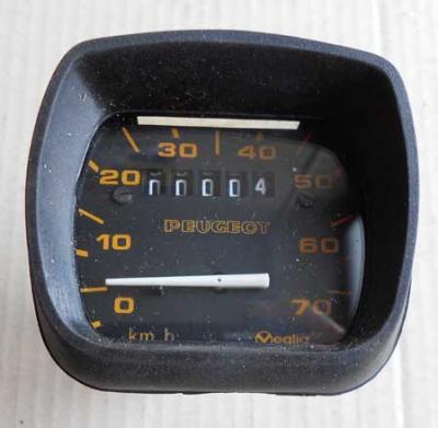 compteur peugeot rectangle 103 MVL fond noir