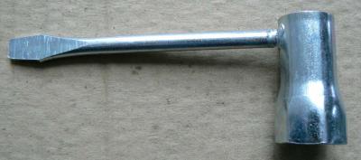 cle &agrave; bougie 21 mm tournevis zingu&eacute;e