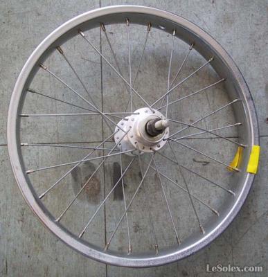 Roue arriere neuve velo 16 pouces
