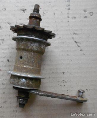 Moyeu roue Torpedo 36 trous axe de 9,5 mm vélo ancien neuf ancien stock