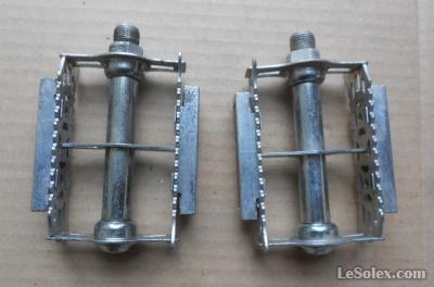 1 ANCIENNE PEDALES 14/125 velo vintage lyotard ville randonneur cyclo